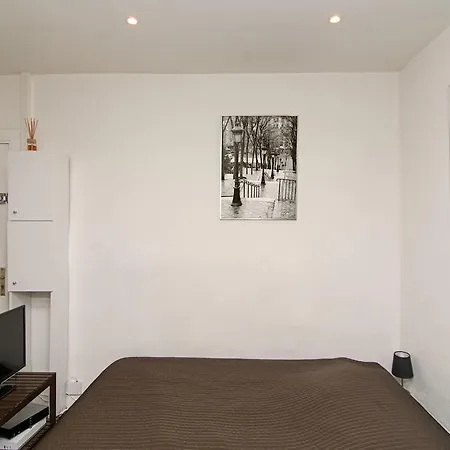 Cosy Clichy Studio Daire *